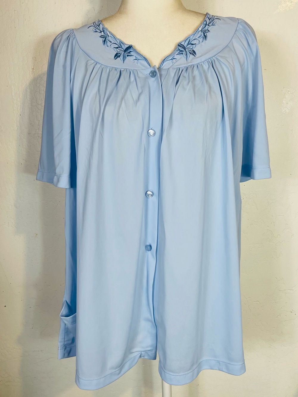 Vintage Y2K Miss Elaine Classic Size Small S Button Down Embroidered Blue Pajama